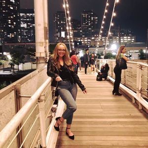 Meet your Posher, Amber